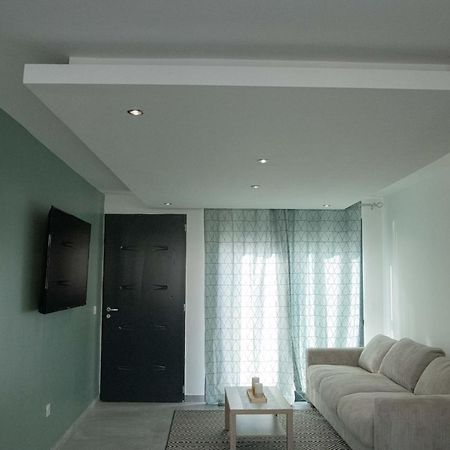 Studio Meuble Avec Terrasse ปอร์-เดอ-บุค ภายนอก รูปภาพ
